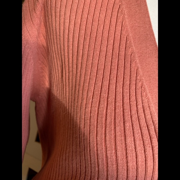 UNQLO Ribbed Cardigan - Picture 2 of 11